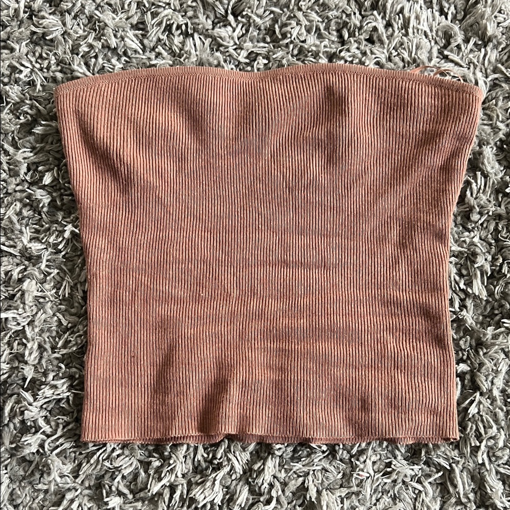 Dynamite Ribbed Strapless Top in Pink/Brown